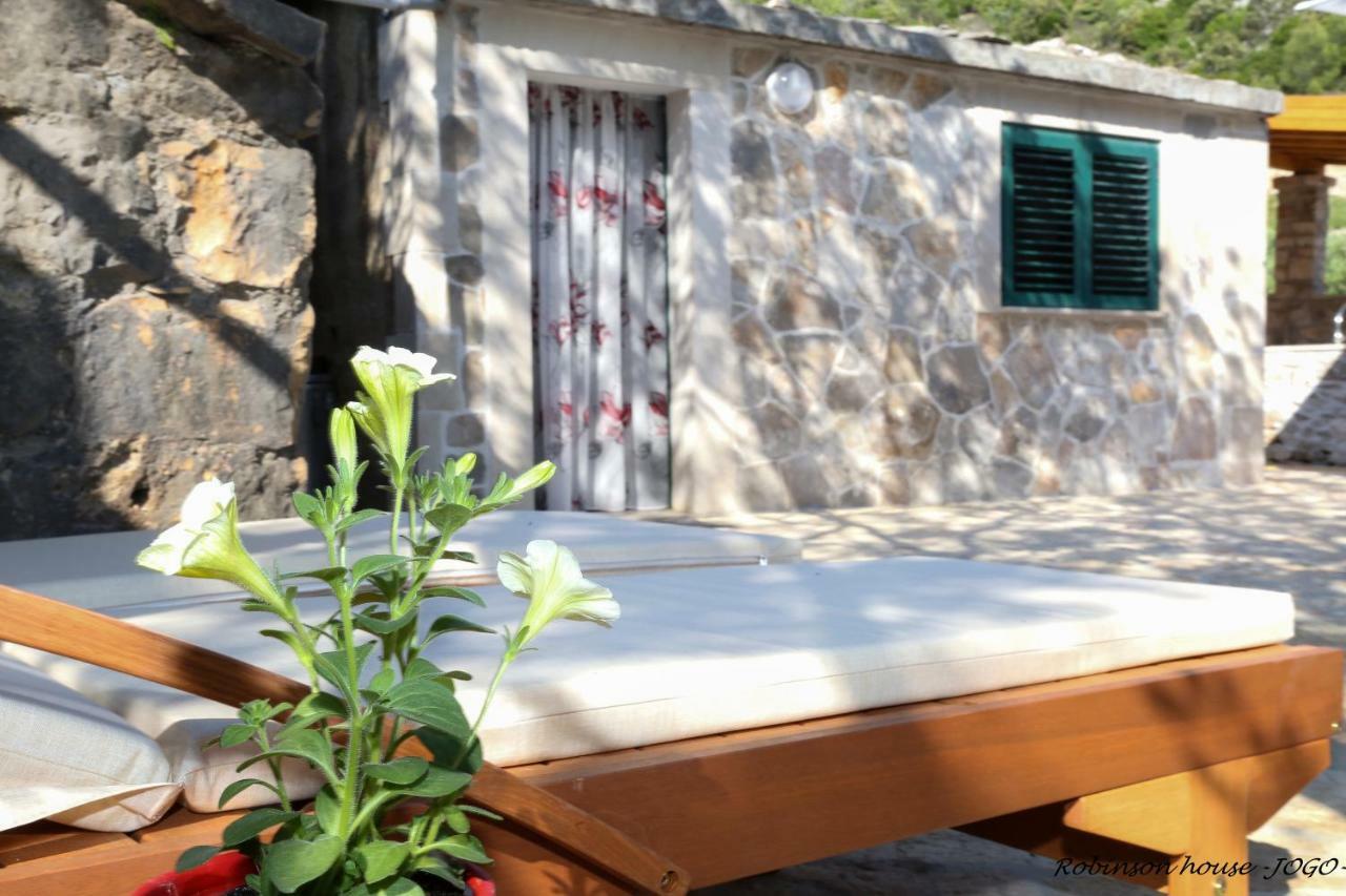 Robinson Beach House Jogo Bol Exterior photo